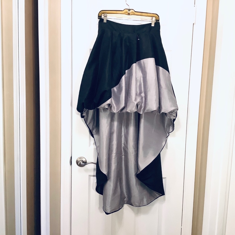 Tov Los Angeles high-low skirt